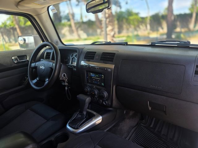 Used 2009 HUMMER H3 image 35