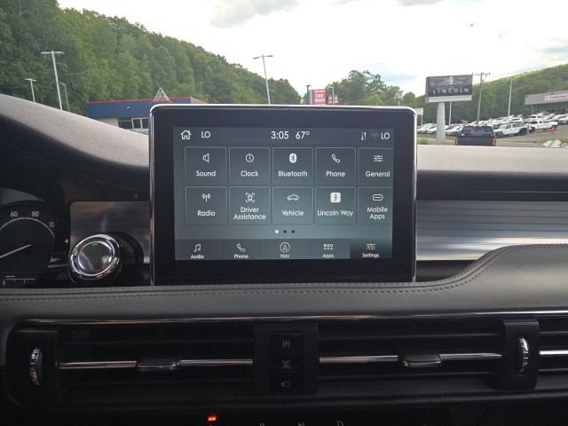 Certified 2022 Lincoln Corsair AWD w/ Premium Package image 39