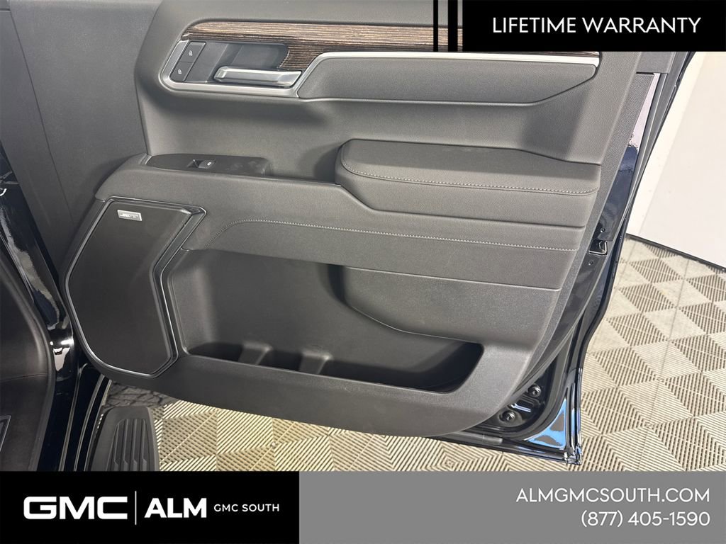 New 2026 GMC Sierra 1500 Elevation image 16