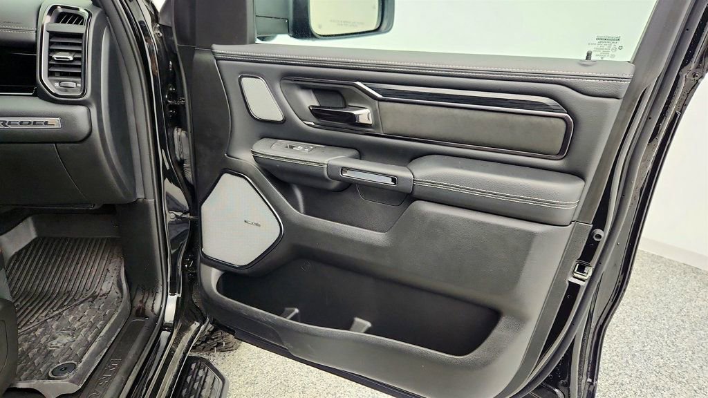 Used 2025 RAM 1500 Rebel w/ Advanced Safety Group II AWD/4WD image 29