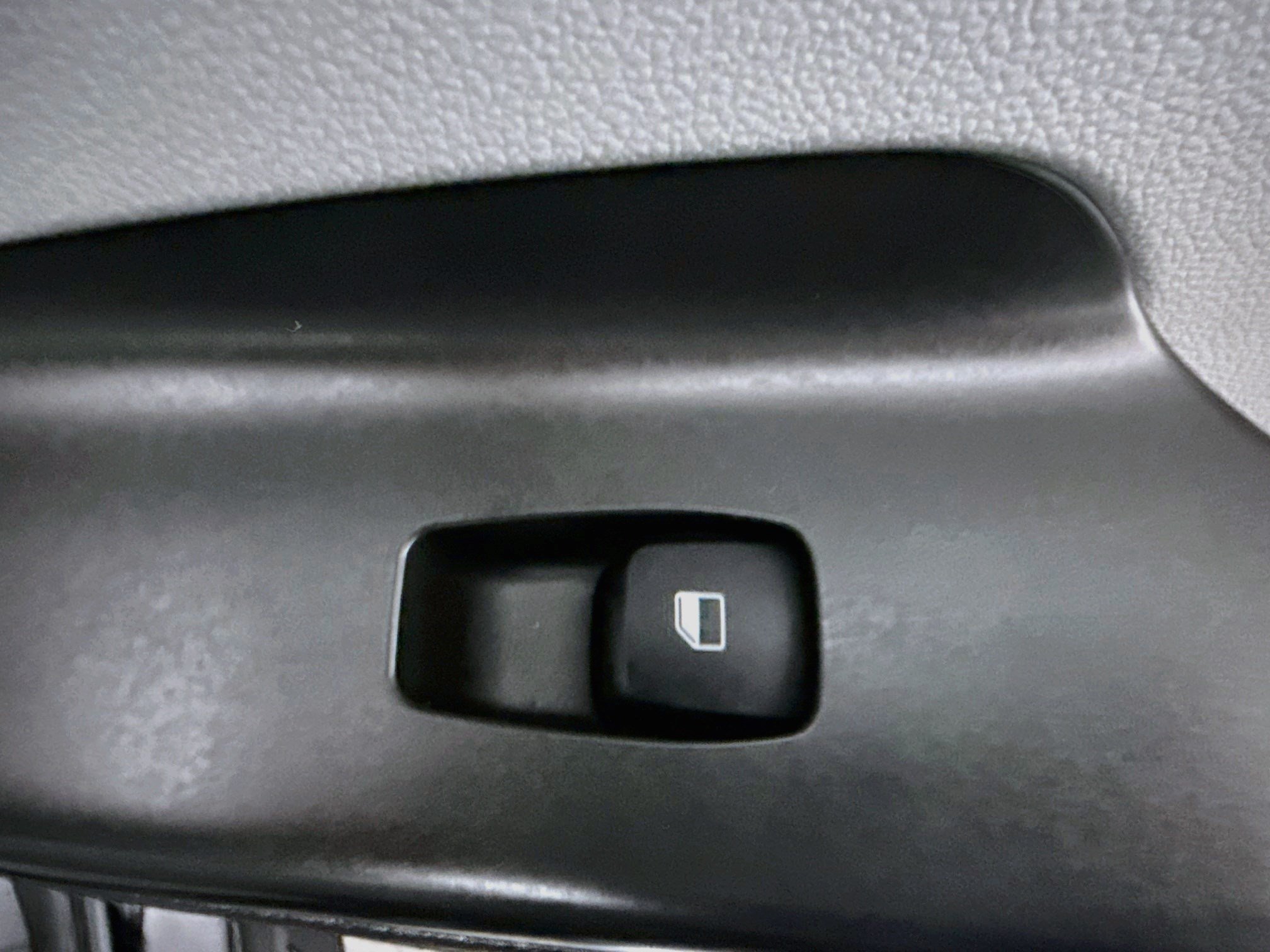 Used 2022 Hyundai Kona SEL FWD image 31