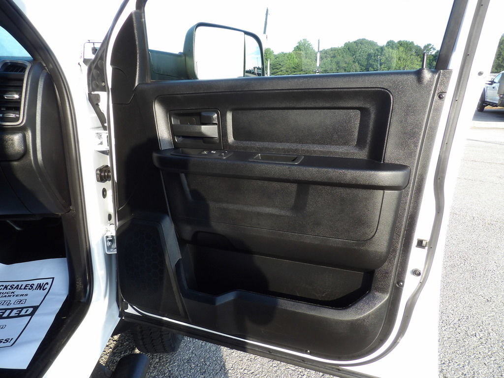 Used 2022 RAM 5500 Tradesman AWD/4WD image 49