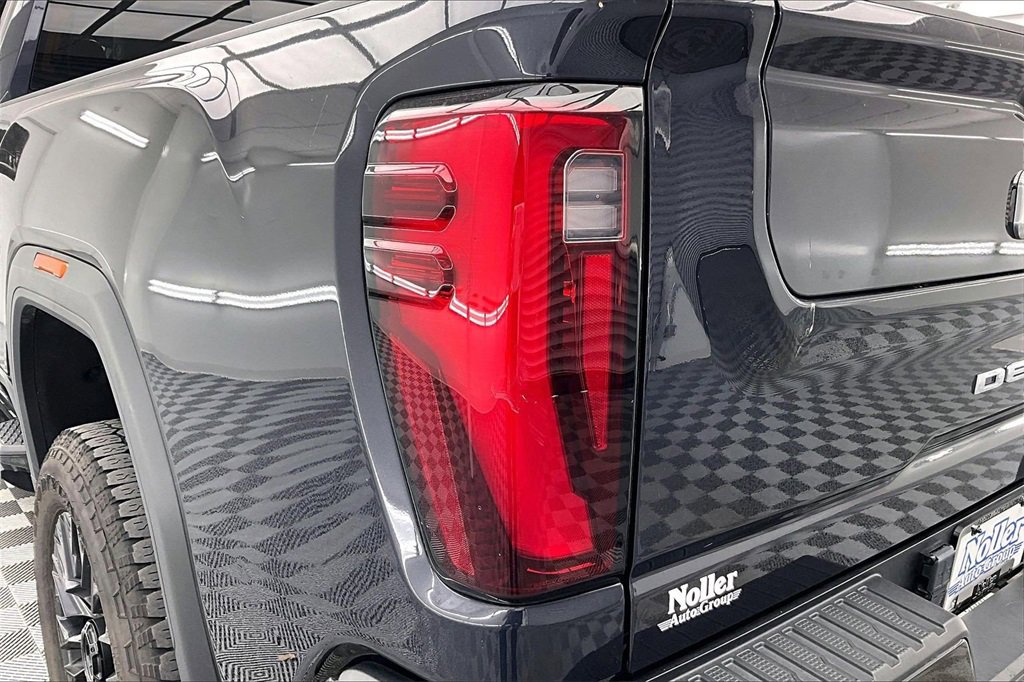 Used 2024 GMC Sierra 2500 Denali w/ Technology Package image 31