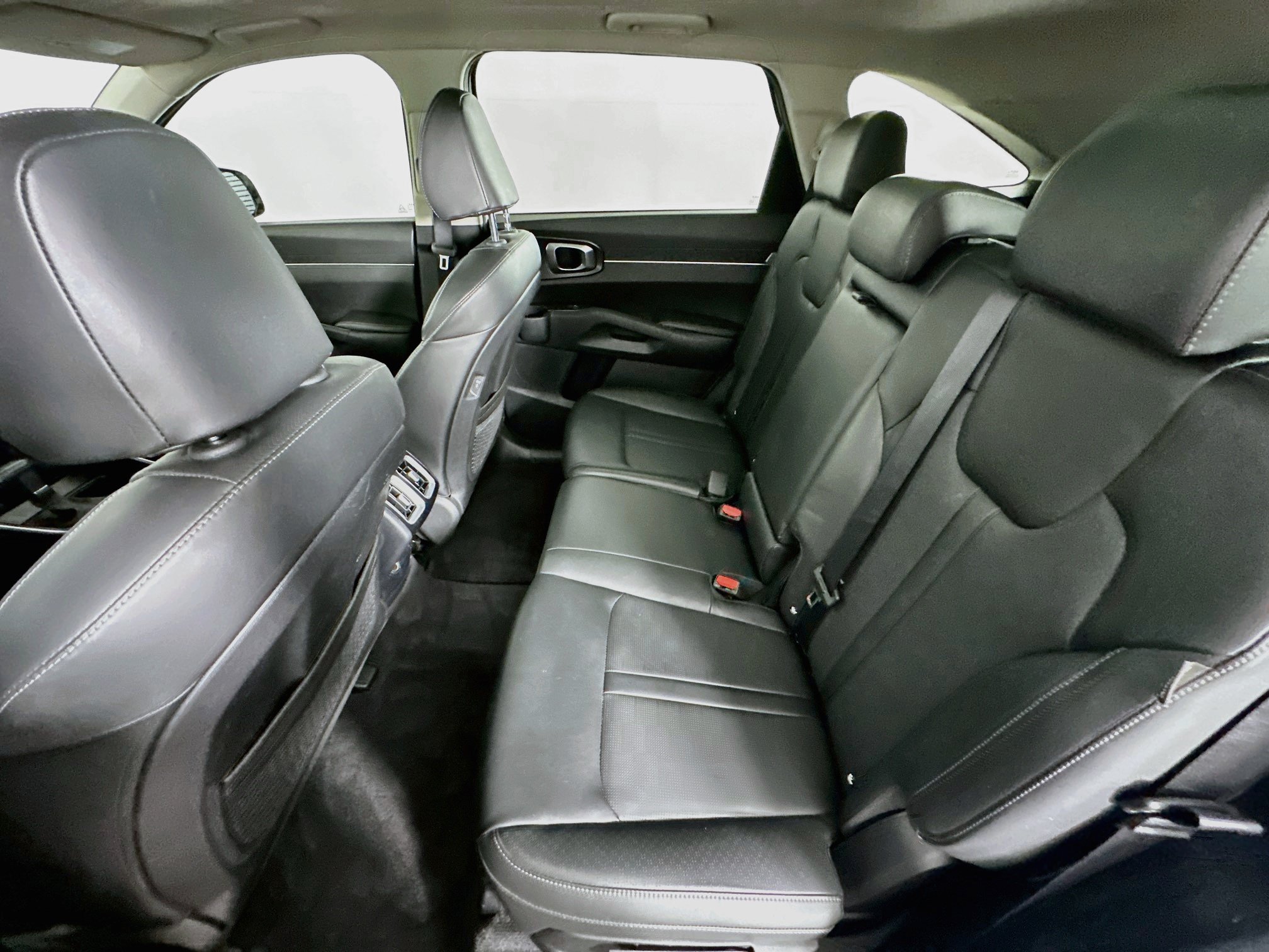 Used 2025 Kia Sorento S w/ Panoramic Sunroof Package FWD image 29