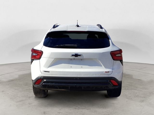 Used 2025 Chevrolet Trax RS image 4