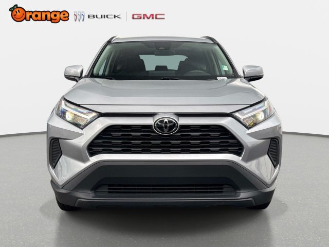 Used 2025 Toyota RAV4 XLE FWD image 8
