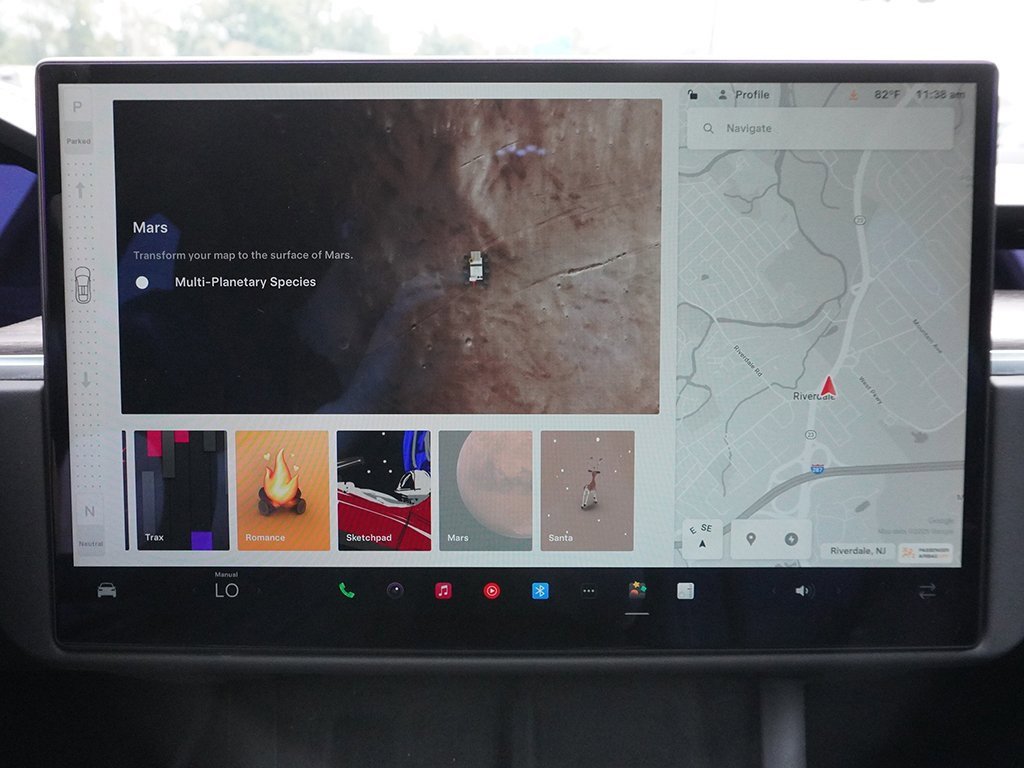 Used 2022 Tesla Model X image 54