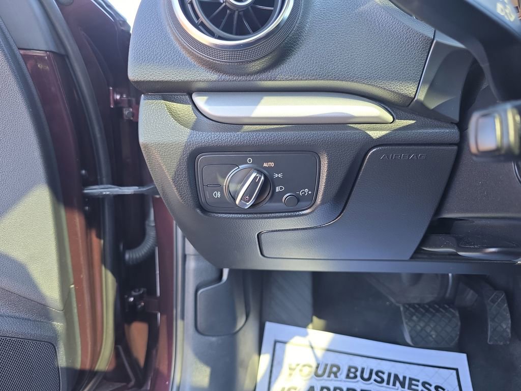 Used 2015 Audi A3 2.0T Premium w/ Audi MMI Navigation Plus image 17