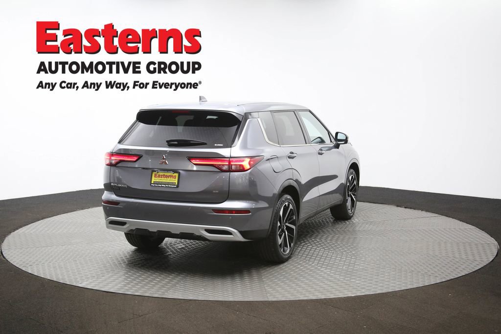 Used 2024 Mitsubishi Outlander SE image 40