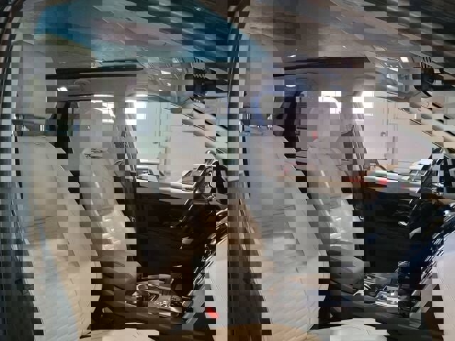 Used 2021 Land Rover Discovery Sport S image 19