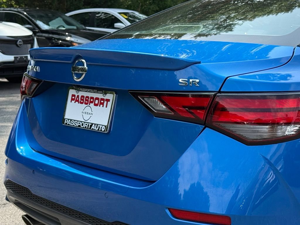 Certified 2023 Nissan Sentra SR FWD image 11