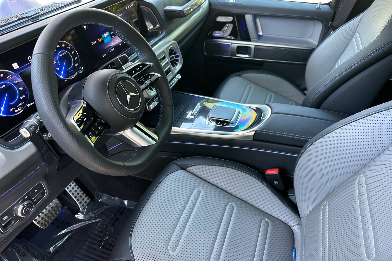 Used 2025 Mercedes-Benz G 580 w/ EQ Technology image 4