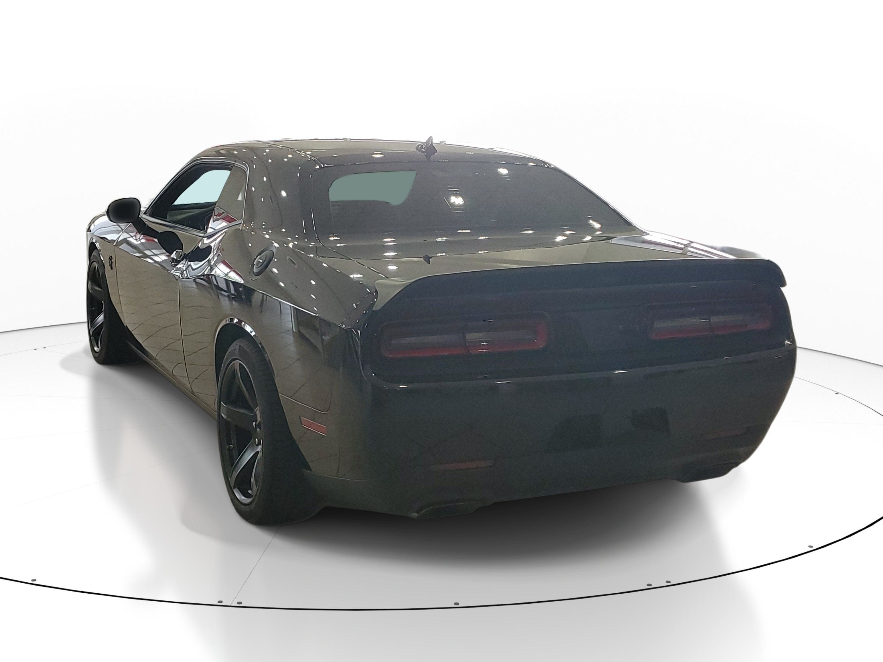 Used 2022 Dodge Challenger SRT Hellcat RWD image 4