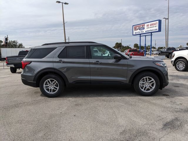 New 2026 Ford Explorer Active image 3