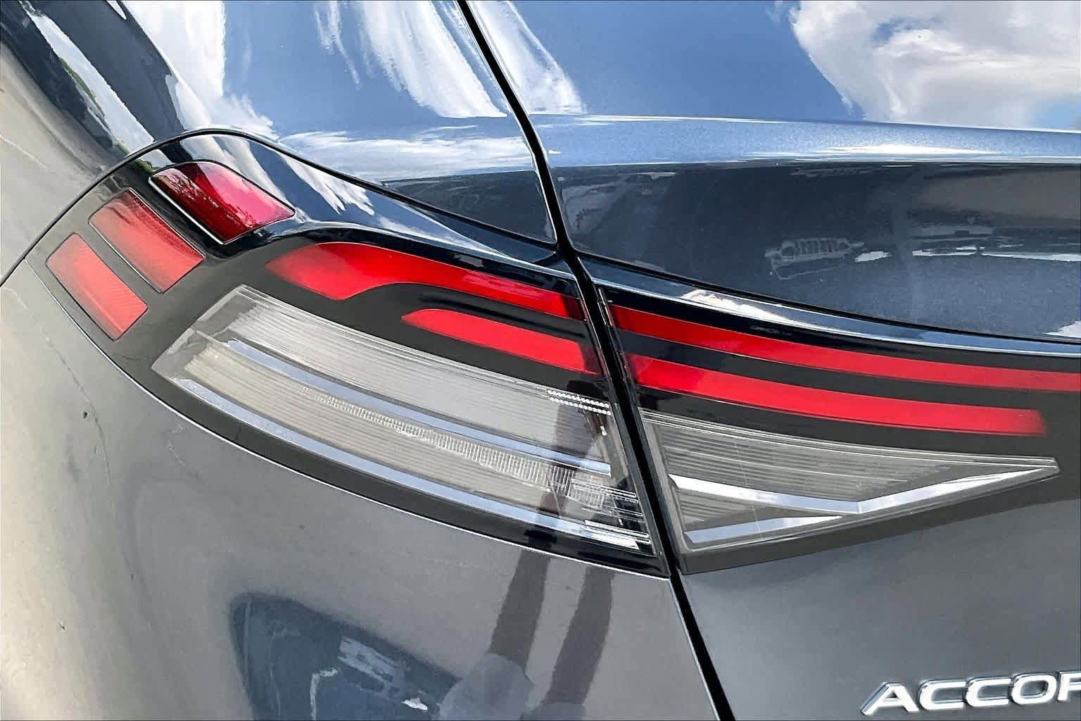 Used 2023 Honda Accord EX image 27