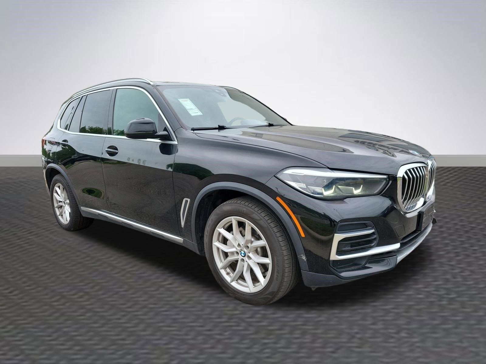 Used 2022 BMW X5 xDrive40i AWD/4WD image 1