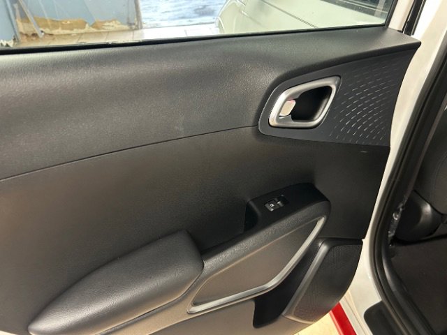 Used 2020 Kia Soul GT-Line w/ GT 2.0L Power Sunroof Package image 18