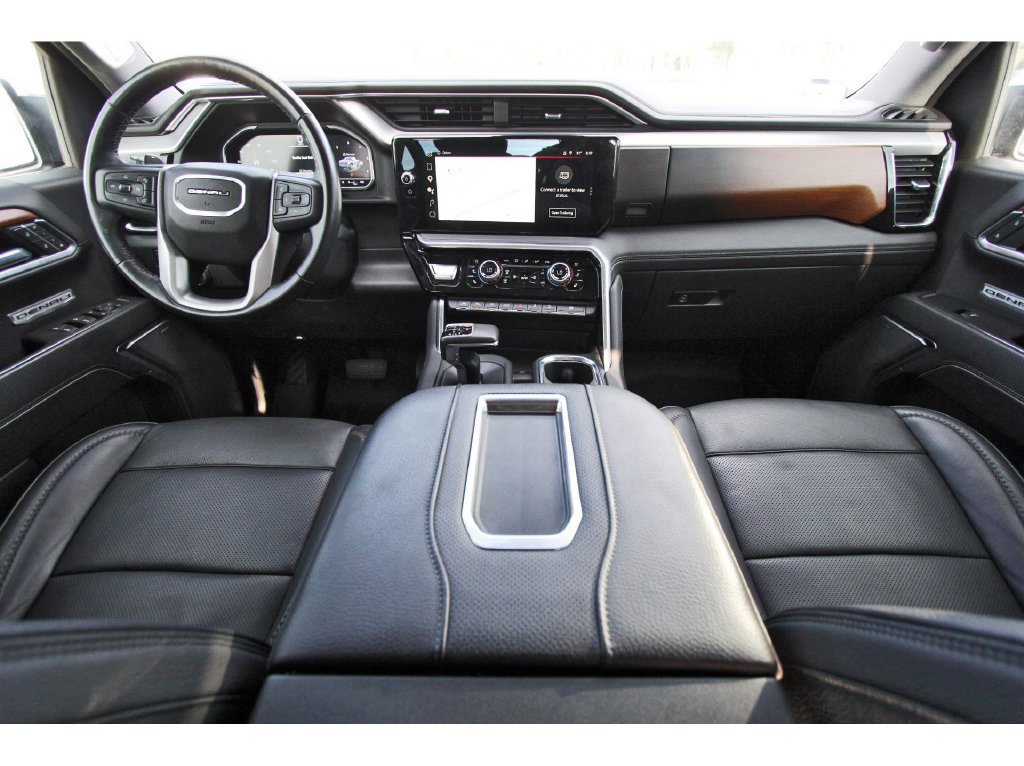 Used 2022 GMC Sierra 1500 Denali w/ Denali Reserve Package AWD/4WD image 10