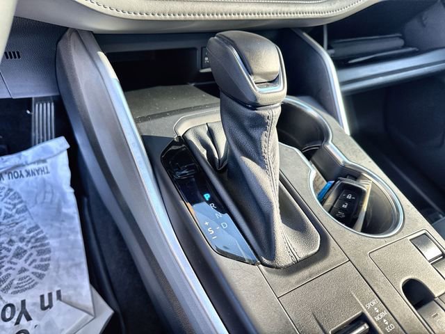 Used 2023 Toyota Highlander XLE image 27