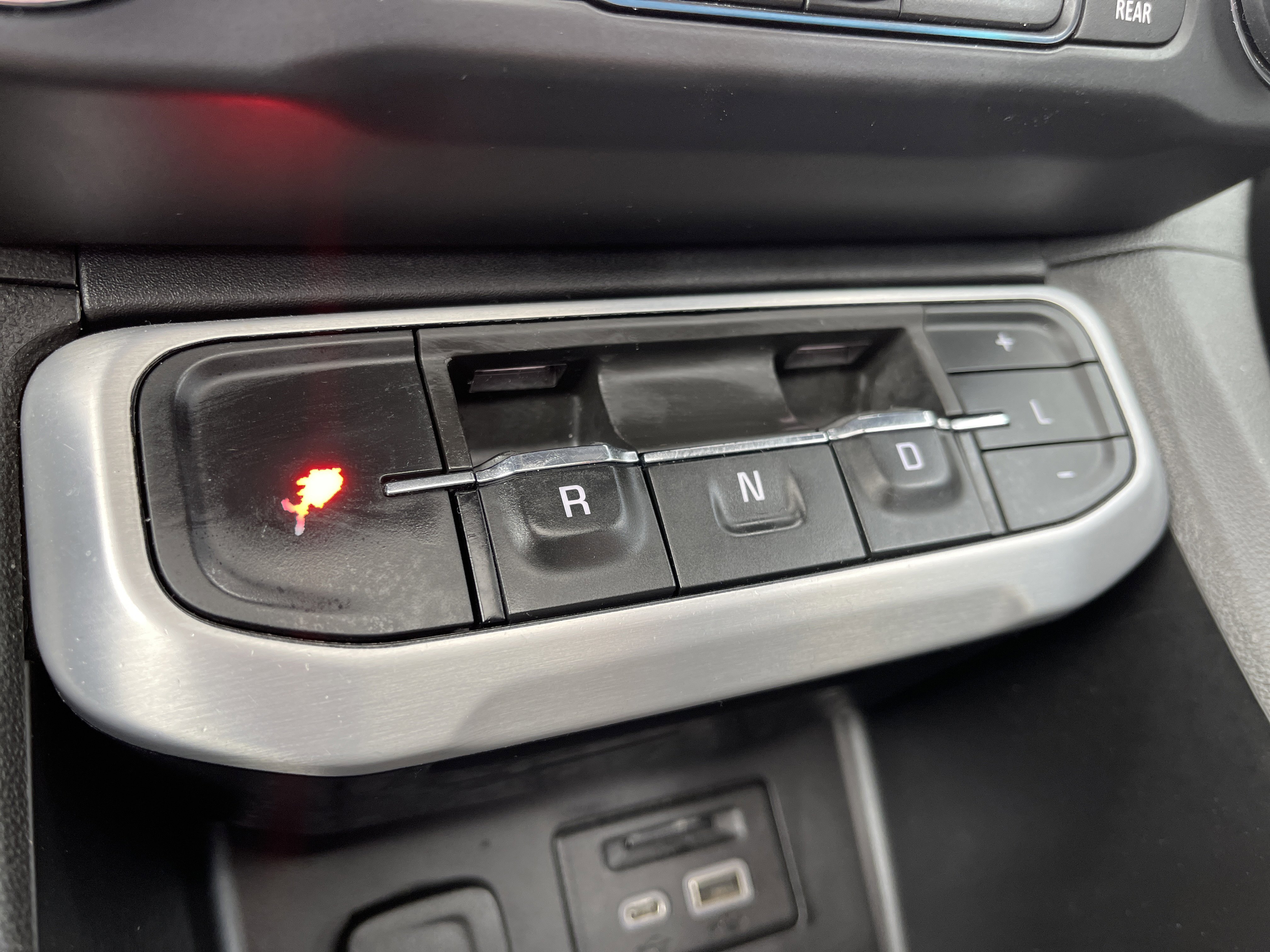 Used 2020 GMC Acadia SLT image 31