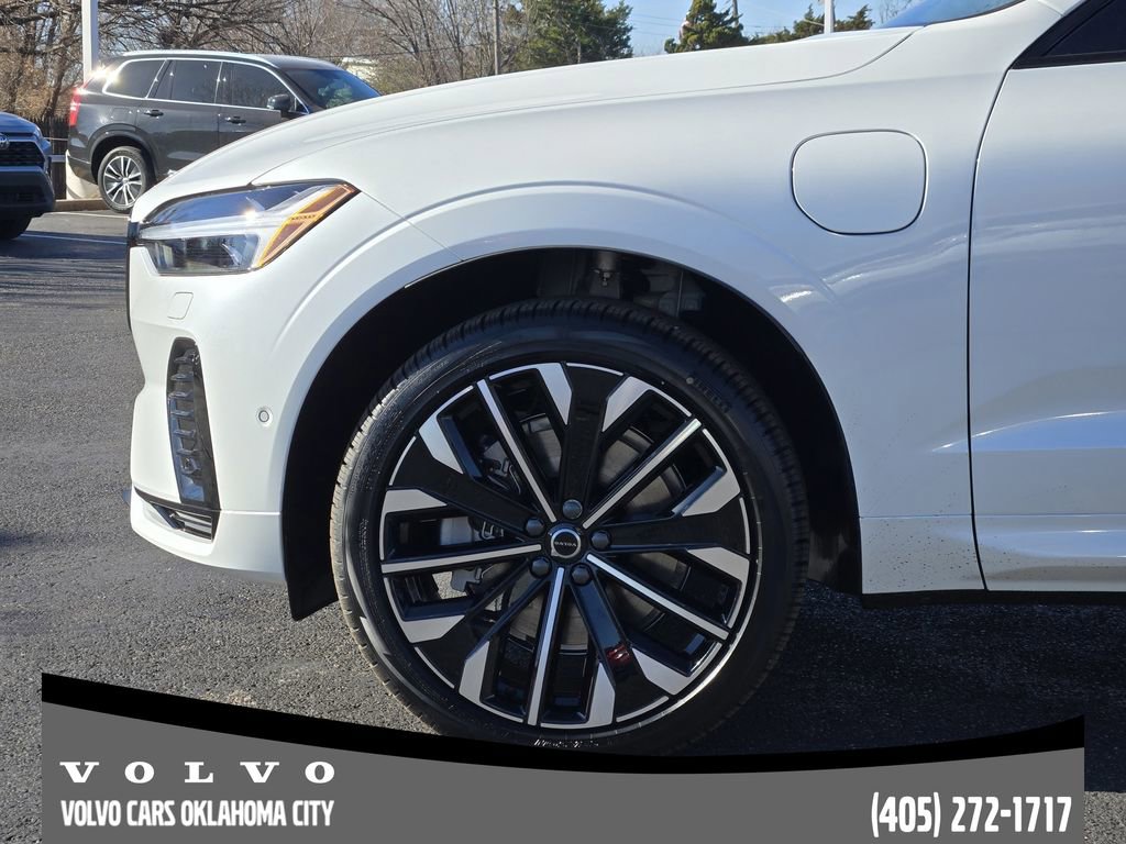 New 2026 Volvo XC60 T8 Ultra w/ Protection Package Premier image 6