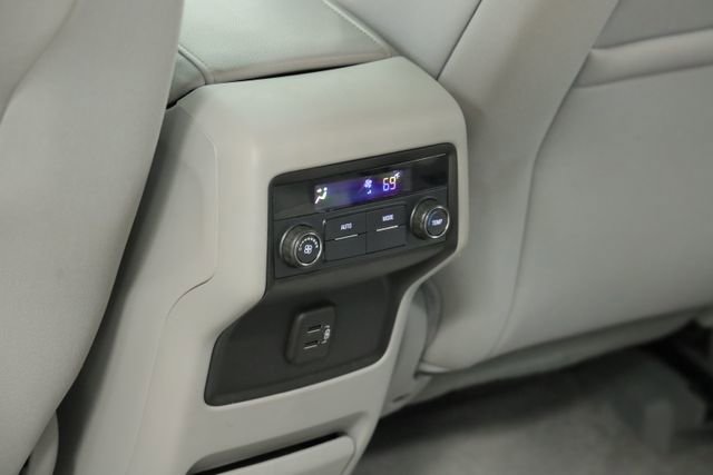 Used 2019 GMC Acadia SLE image 29