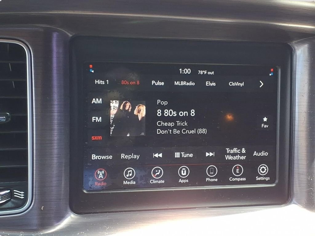 Used 2018 Dodge Charger SXT RWD image 19