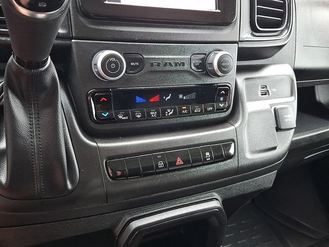 Used 2025 RAM ProMaster 2500 w/ Convenience Group FWD image 16
