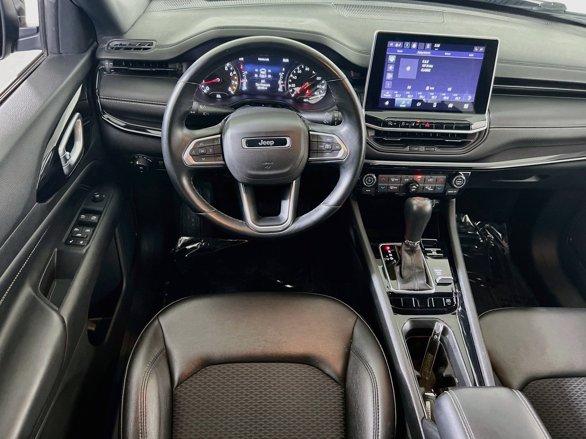 Used 2022 Jeep Compass Latitude w/ Convenience Group AWD/4WD image 21