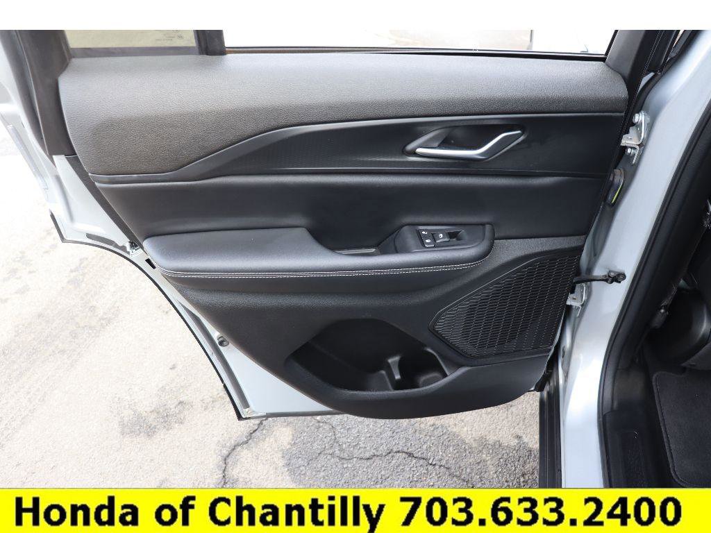 Used 2024 Jeep Grand Cherokee Altitude image 27