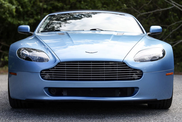 Used 2007 Aston Martin V8 Vantage Roadster RWD image 17
