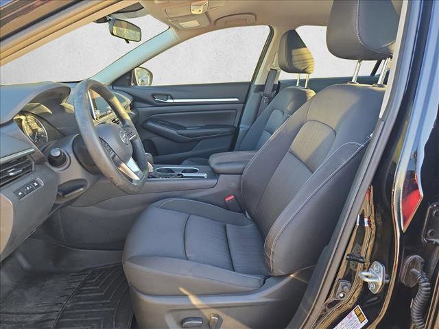Used 2022 Nissan Altima 2.5 SV FWD image 15