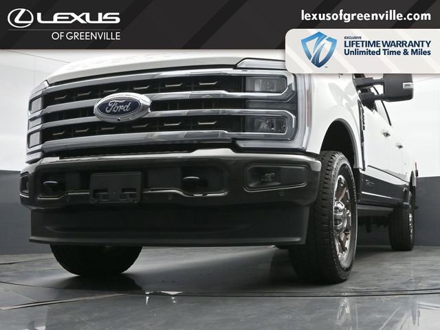 Used 2025 Ford F250 King Ranch w/ FX4 Off-Road Package image 9
