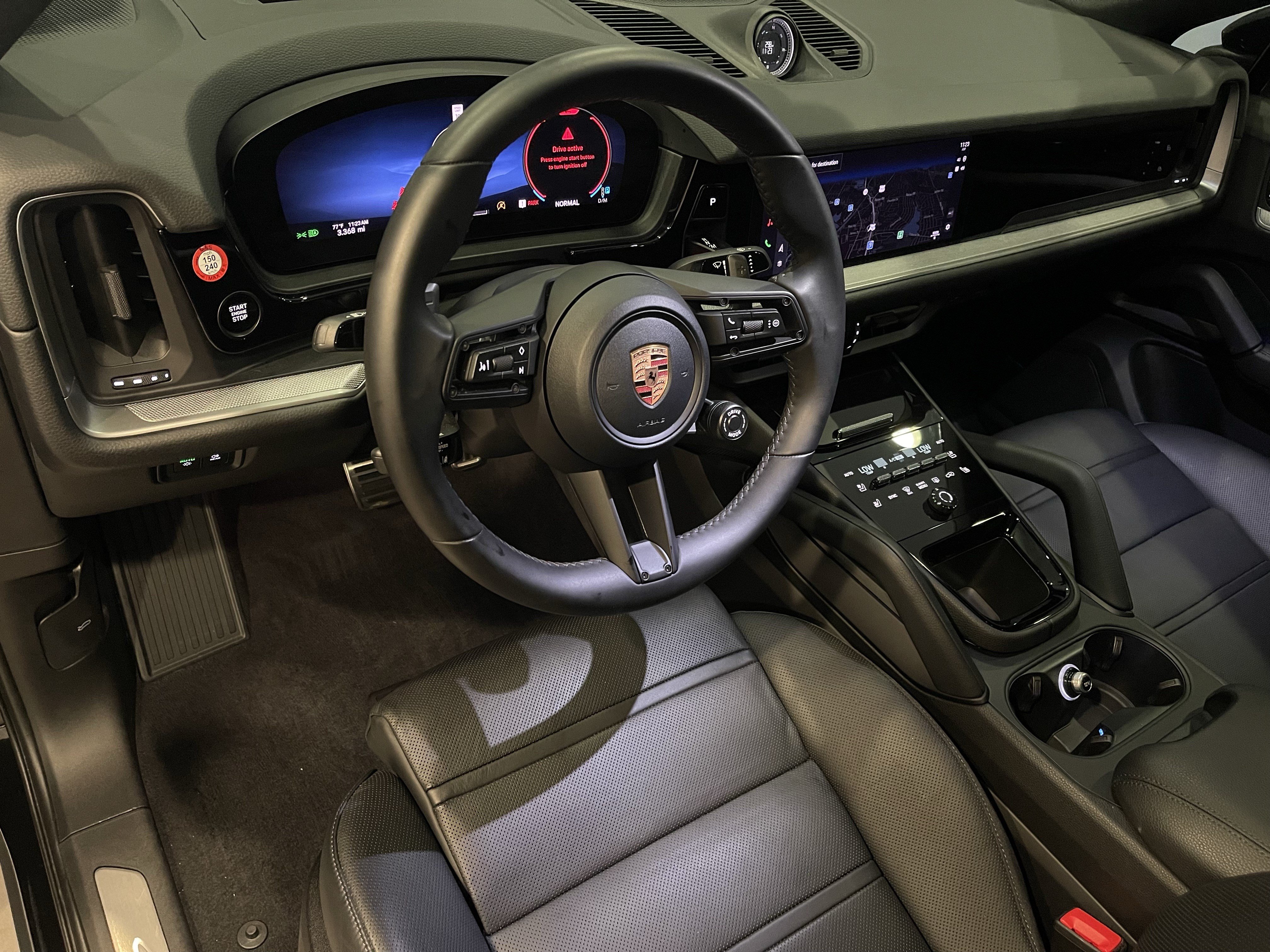 Used 2026 Porsche Cayenne S AWD/4WD image 13