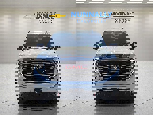 Certified 2022 GMC Sierra 1500 AT4 w/ AT4 Premium Package image 8