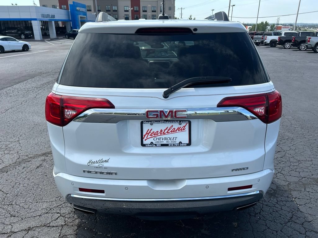 Used 2018 GMC Acadia Denali AWD/4WD image 6