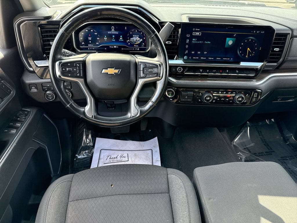 Used 2024 Chevrolet Silverado 2500 LT AWD/4WD image 14