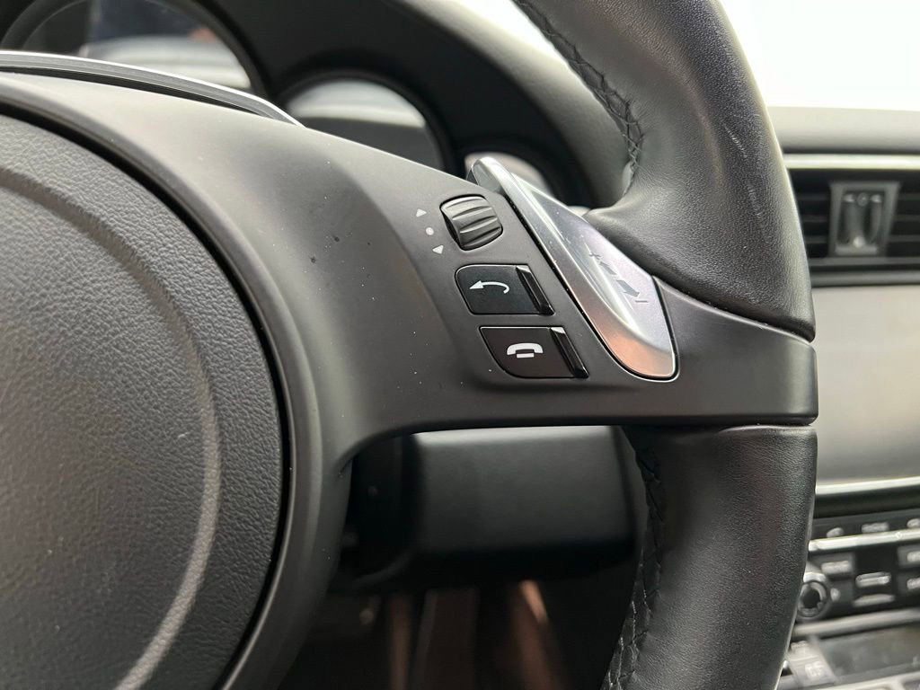 Used 2013 Porsche 911 Carrera S image 9