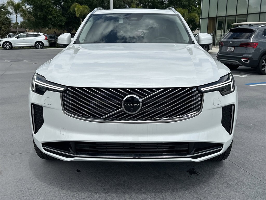 New 2025 Volvo XC90 T8 Plus w/ Protection Package Premier image 3