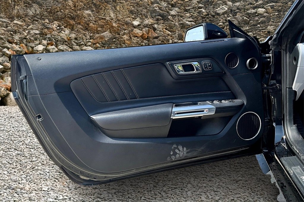 Used 2017 Ford Mustang GT Premium w/ Equipment Group 401A image 20