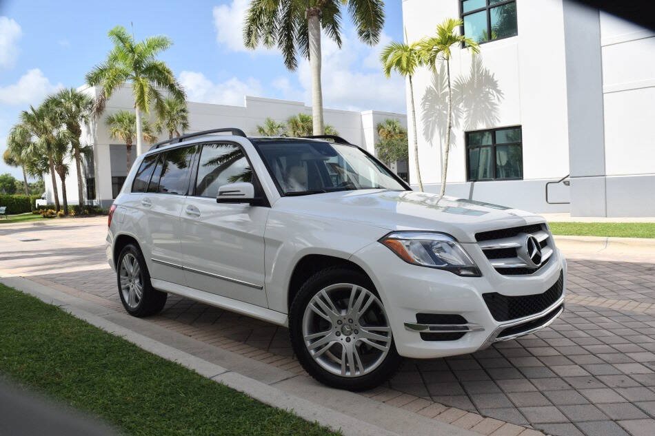 Used 2014 Mercedes-Benz GLK 250 BlueTEC 4MATIC image 1
