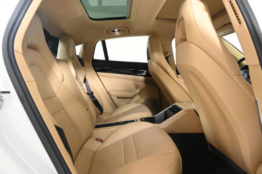 Certified 2023 Porsche Panamera 4S image 19