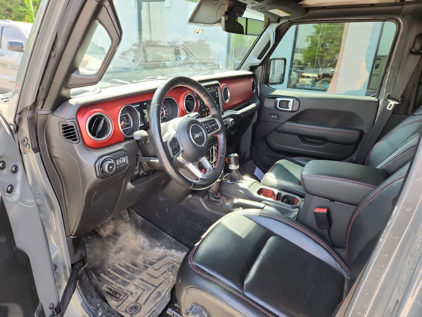 Certified 2021 Jeep Wrangler Unlimited Rubicon w/ Xtreme Recon 35" Tire Package AWD/4WD image 13
