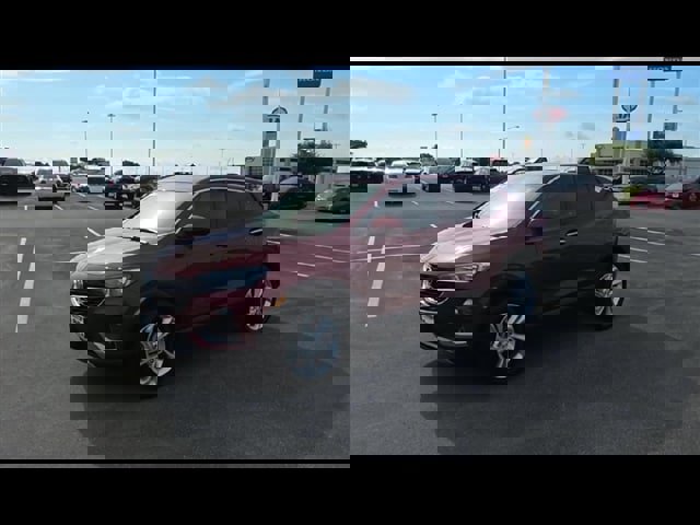 Used 2022 Buick Encore GX Preferred w/ Cold Weather Comfort Package image 5