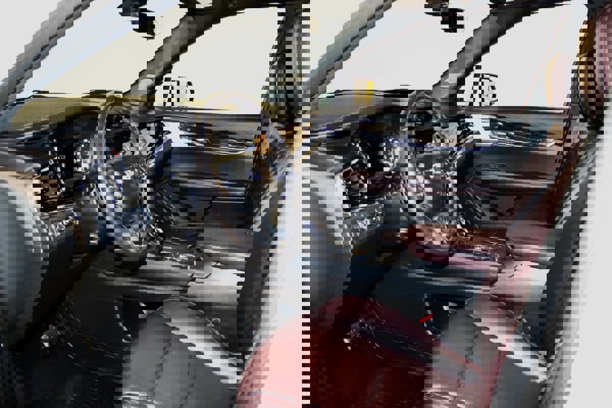 Used 2022 Cadillac XT6 Premium Luxury w/ Technology Package image 32