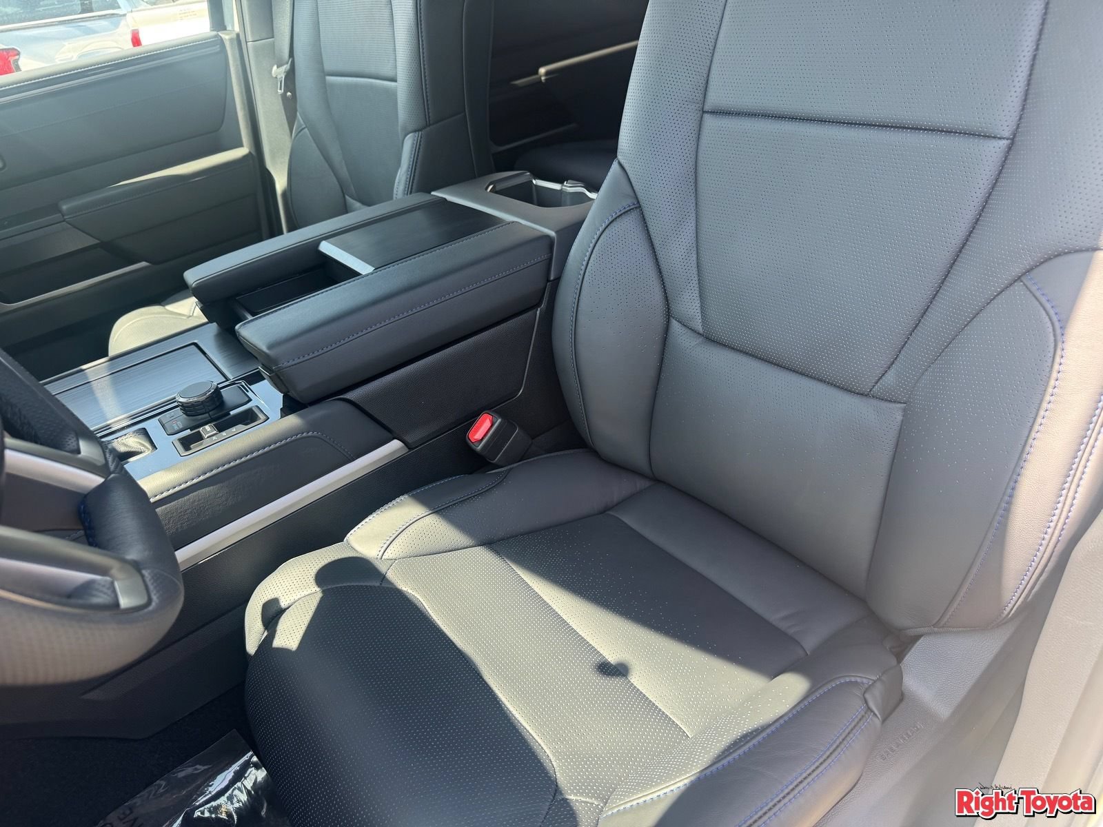 New 2026 Toyota Sequoia Platinum AWD/4WD image 19