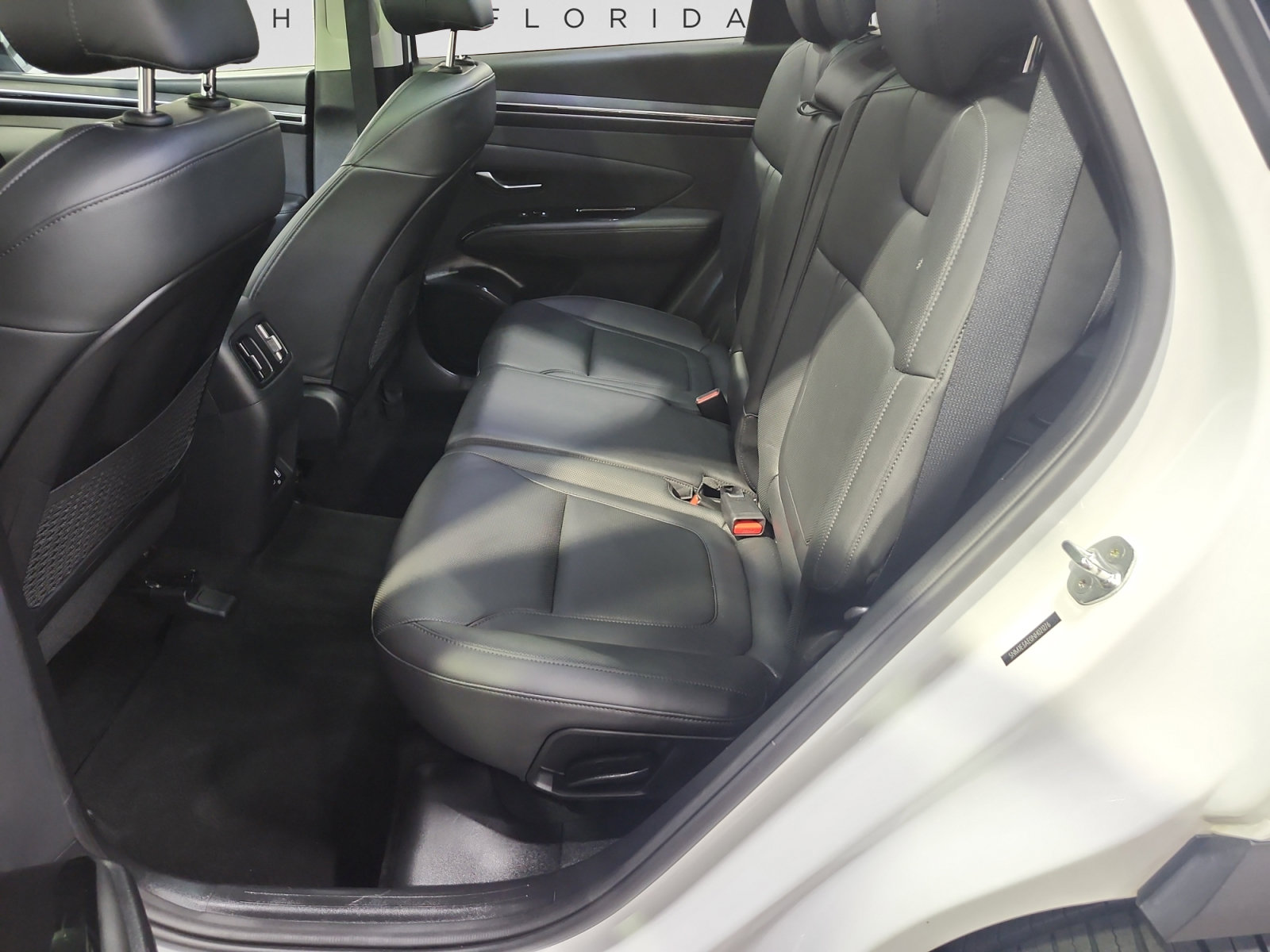 Used 2022 Hyundai Tucson Limited FWD image 15