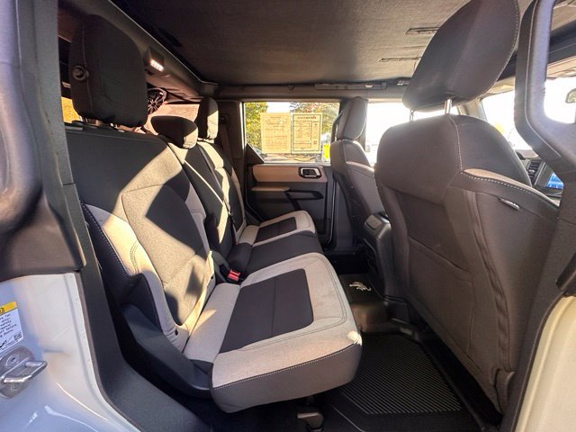 Used 2021 Ford Bronco Big Bend w/ Sasquatch Package AWD/4WD image 27