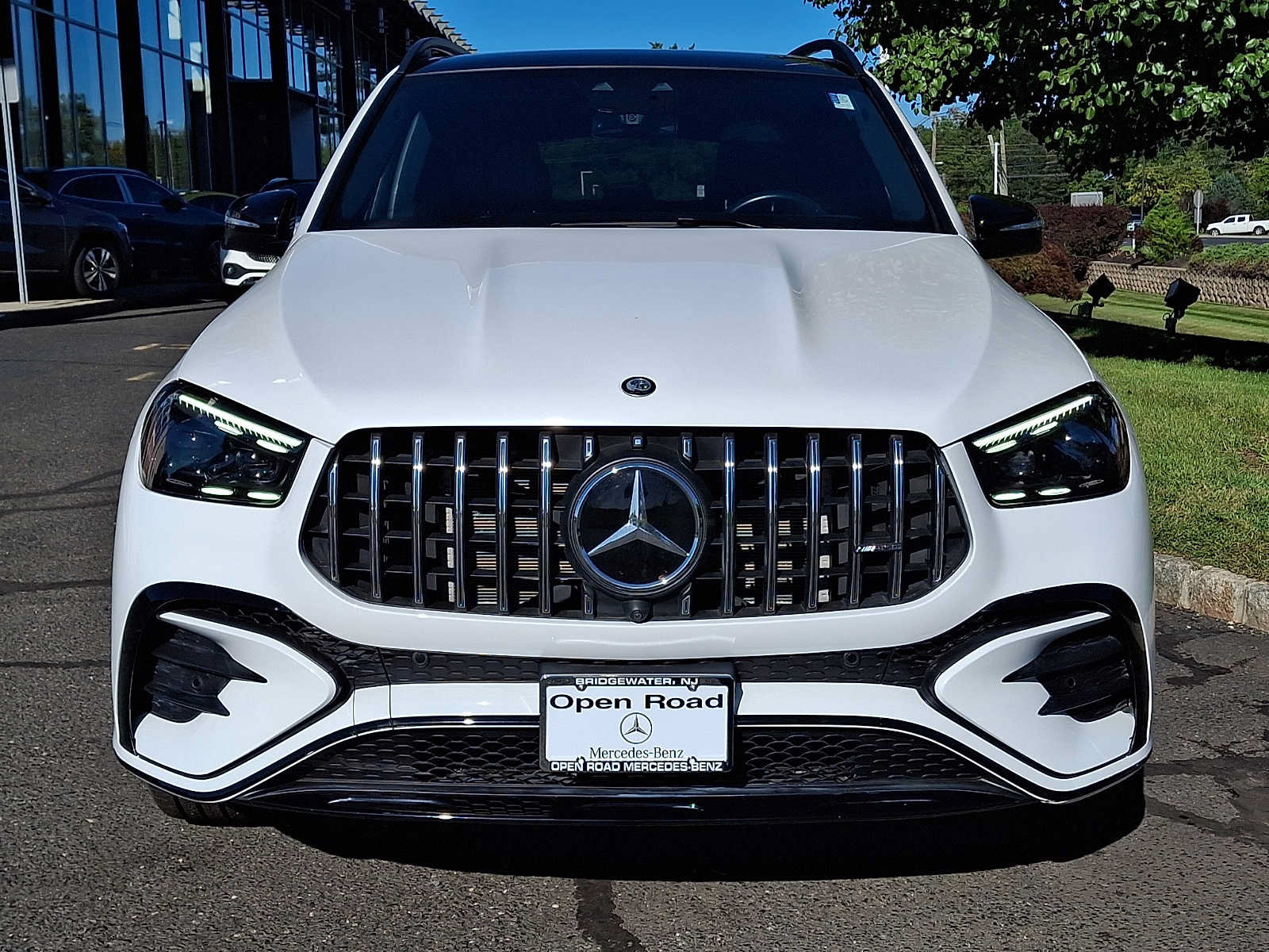 Used 2024 Mercedes-Benz GLE 53 AMG 4MATIC image 2