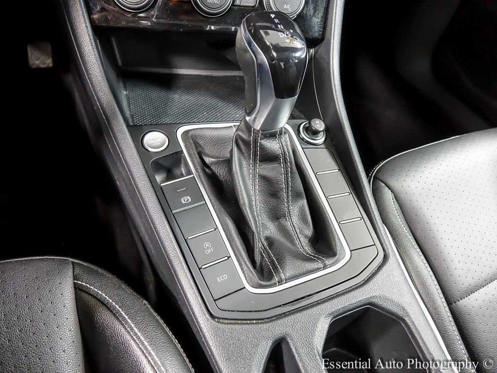 Used 2024 Volkswagen Jetta SE FWD image 18